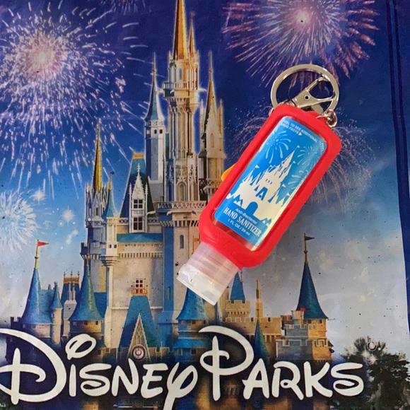 Disney’s Pluto Hand Sanitizer Holder Key Chain/bag clip - Picture 3 of 4